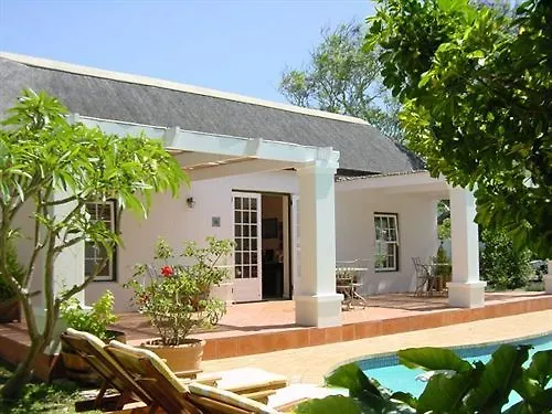 Morningside Cottage Tokai 4*,